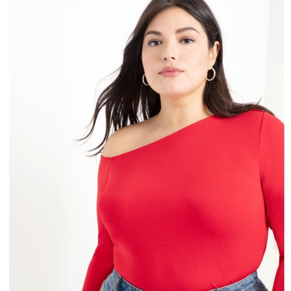 Asymmetrical neckline top